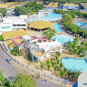 https://lacqua-diroma-12345-gustavo3.caldasnovashotels.com